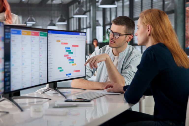 Project,Manager,Guiding,Diverse,Team,Through,Software,Project,Using,Kanban